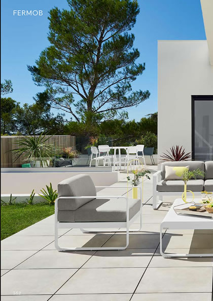 ベルビアームチェア／82カクタスグリーン／79フランネルグレー