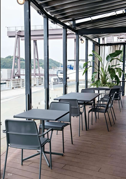 A600アームチェア／カーボン