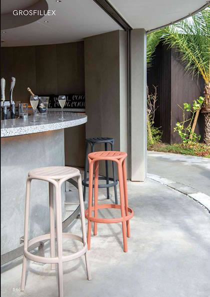 カンヌバースツール